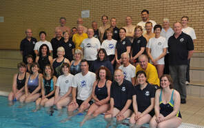 A group of RNSC members on the pool side